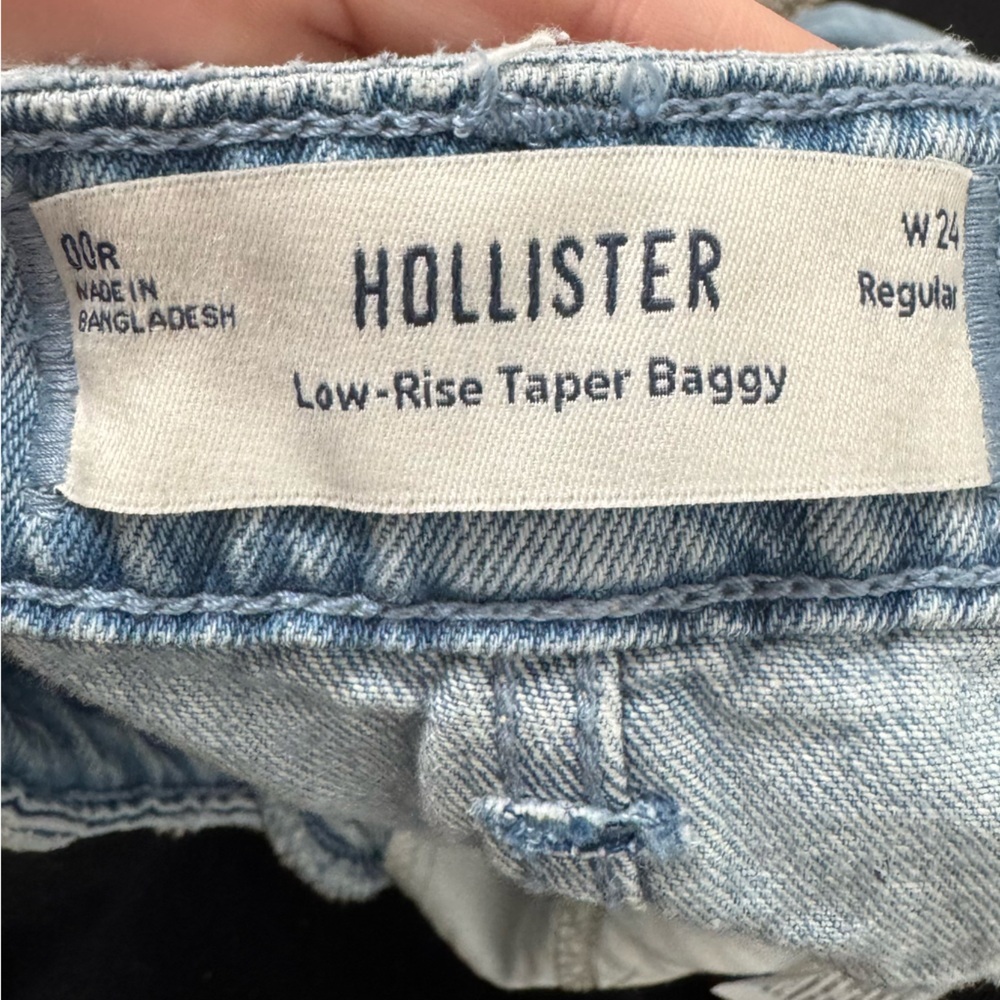 NWT Hollister Tapered Baggy Denim Jeans - Picture 5 of 6